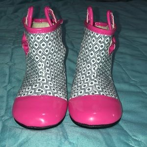 Robeez Rainboots